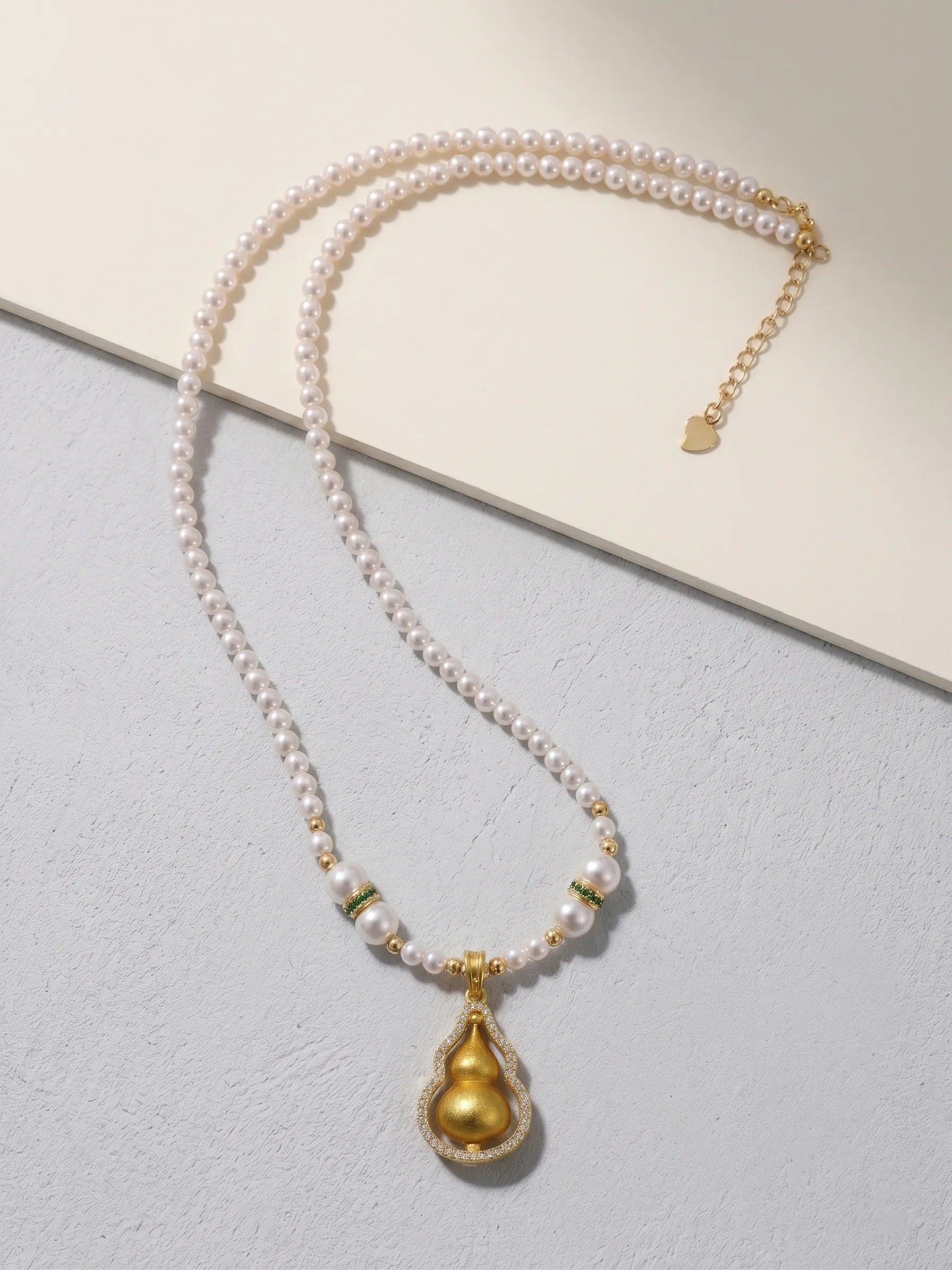 The "Divine Healer" | Spinning Hu Lu & Pearl Protection Necklace